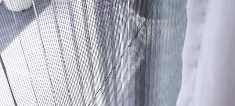 Fixing Screen Window Mesh in Daytona Beach, FL
