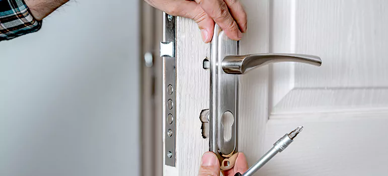 Front Door Knob Repair in Daytona Beach, FL